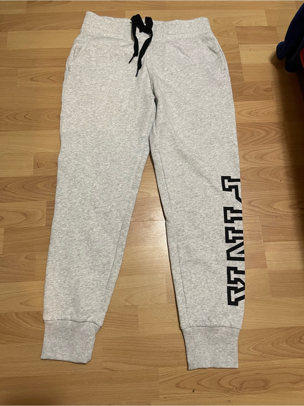 PINK Victoria's Secret Light Heather Gray Joggers with Black Logo